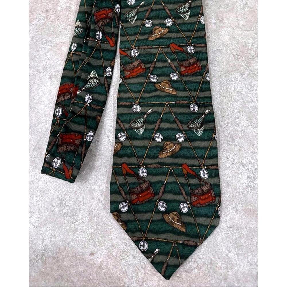 VTG Field And Stream Fly Fishing 100% Silk Tie Outdoors Fisherman Nature 59”